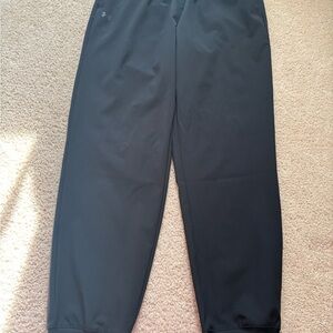 Women’s Under Armour jogger pants